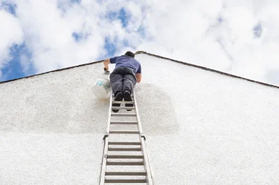 Peinture extérieure à Bénonces — façades et ravalement